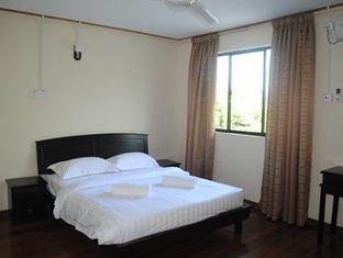 Putra Putri Lodge Kangar Luaran gambar